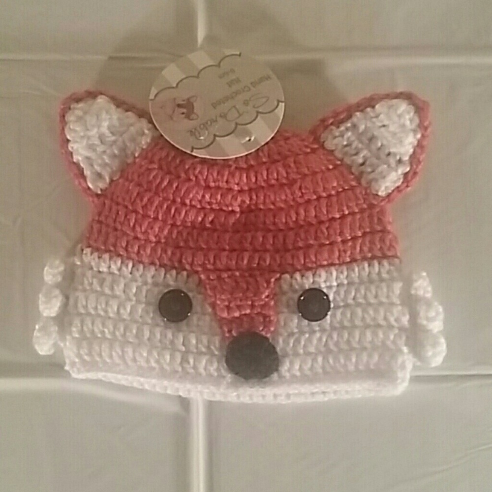 Infants hat.